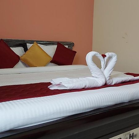 Sumukha Divine Holidays Tirupati Ngoại thất bức ảnh