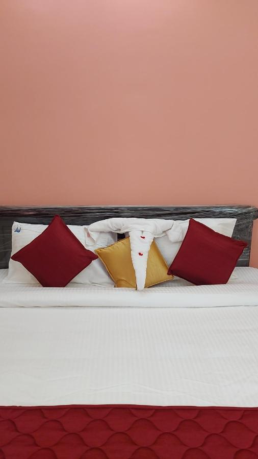 Sumukha Divine Holidays Tirupati Ngoại thất bức ảnh