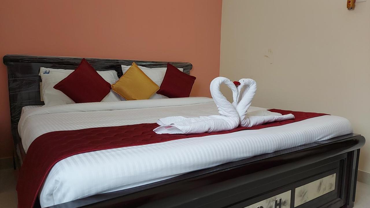 Sumukha Divine Holidays Tirupati Ngoại thất bức ảnh